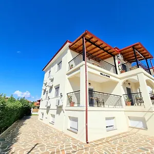 Bella House , Nikiti (Sithonia) Grecia