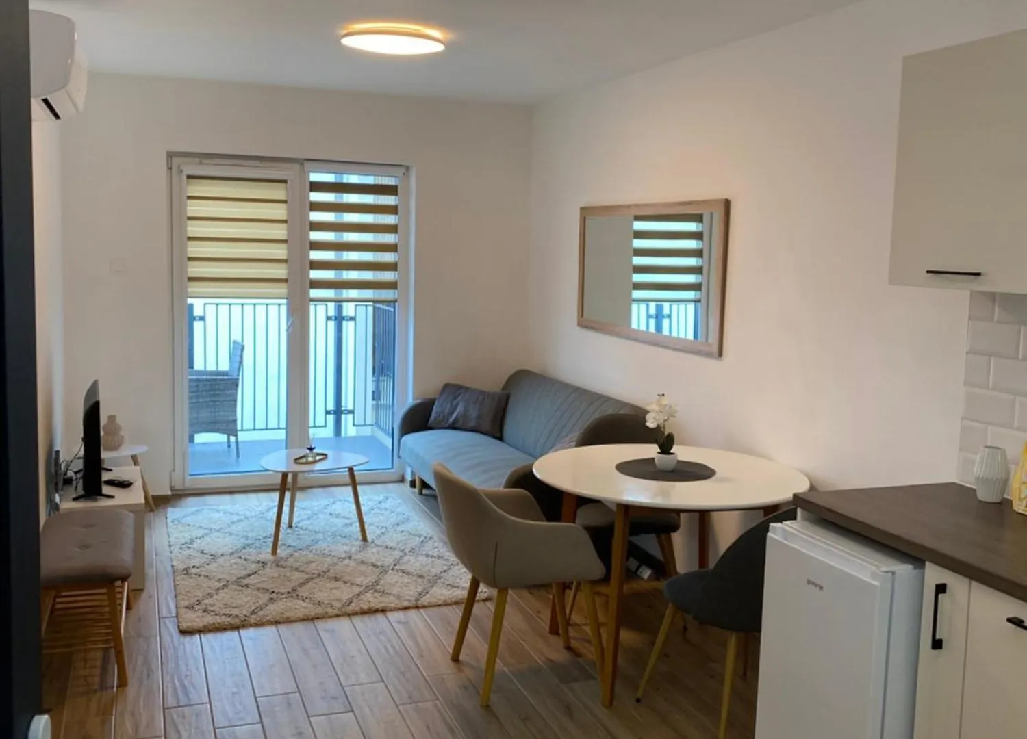 R77 Apartment Downtown - Penthouse Budapeszt 0*,  Węgry